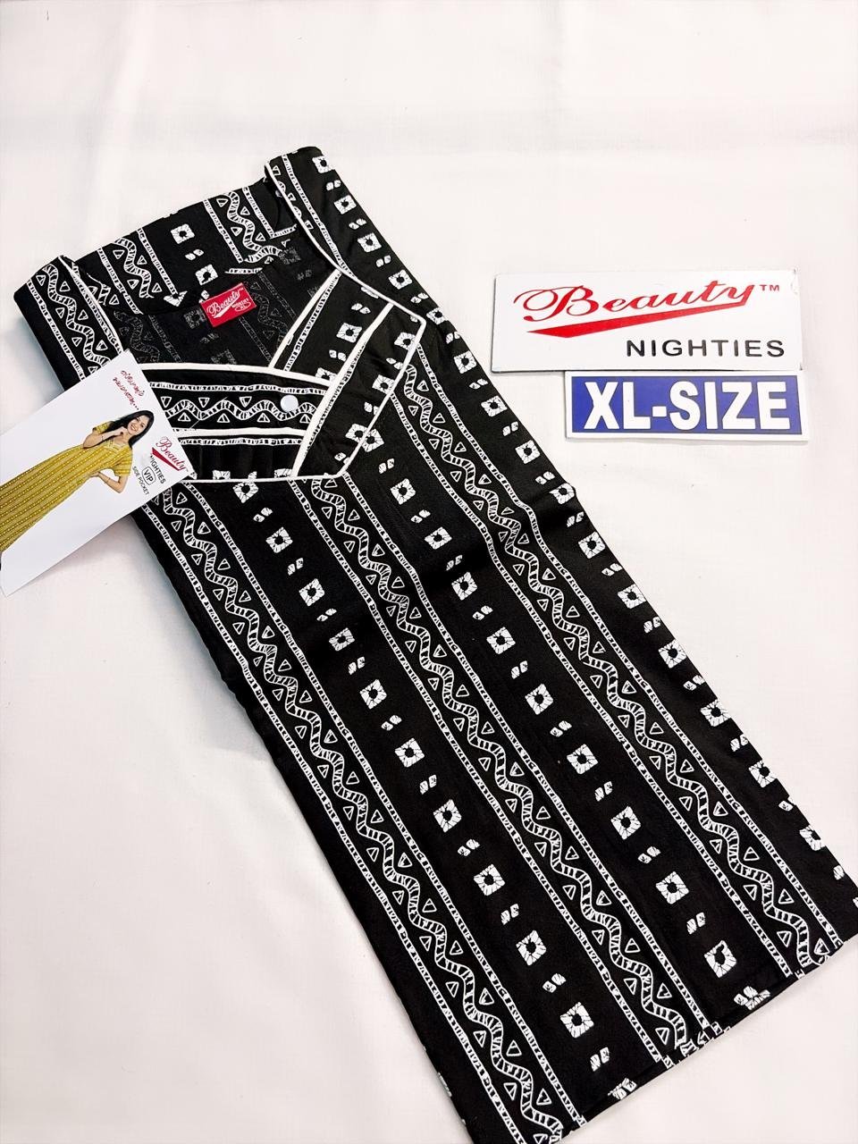 UP010- Beauty Unique Pattern Nighty