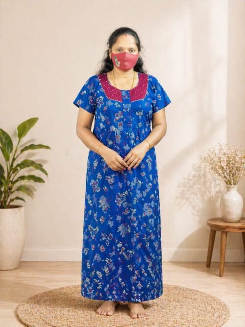 280 XXXL Model Nighty